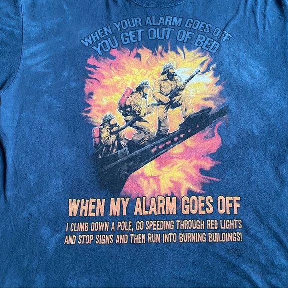 Vintage The Mountain Fireman Fire Fighter Teeshirt Dyed Printed in USA T-Shirt - Picture 5 of 6